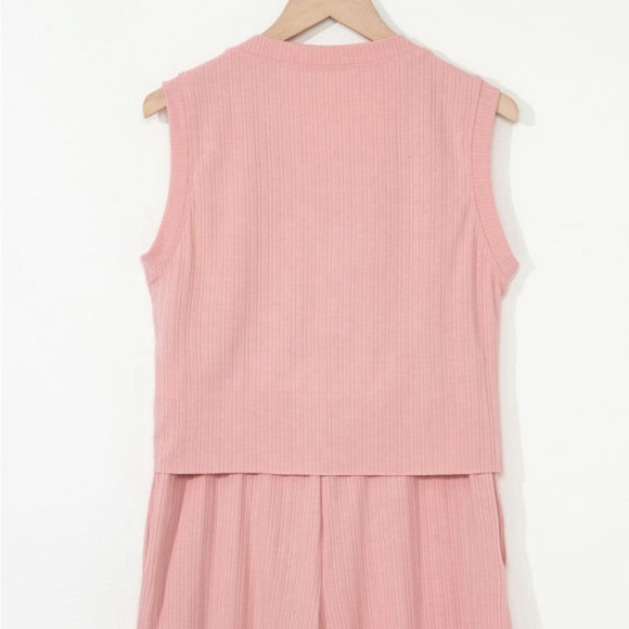 *NEW* Pink Sleeveless Button-Up Matching Tank & Shorts | Sizes S, L, XL - Picture 8 of 10